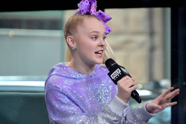jojo siwa engaged